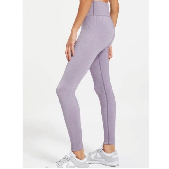 GOOD AMERICAN LEGGINGS WIDE RIB SHINE CLEAN SEAMLESS DUSTY VIOLET NWT - Picture 2 of 7